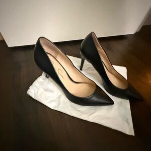 Jessica Simpson Elegant Black Heels